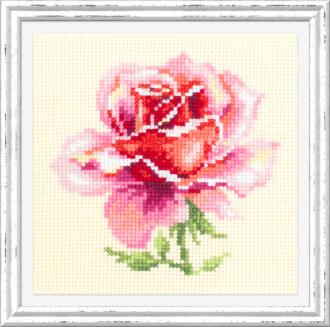 150-002 Розовая роза 11х11 Набор вышивка нитками